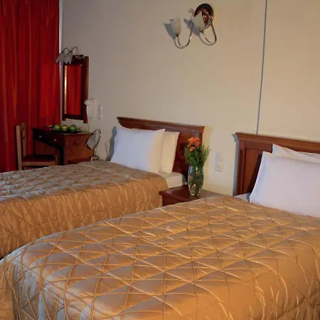 Famissi Eden Hotel 4*