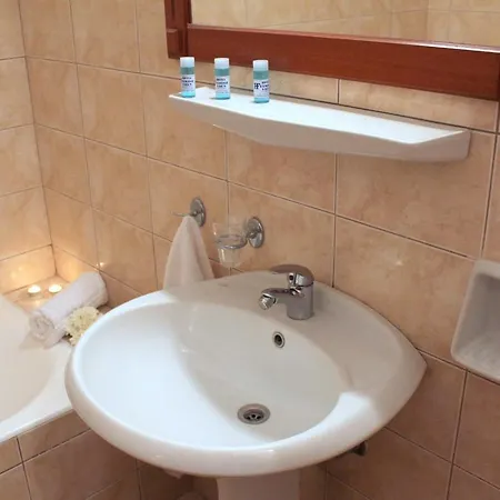 Famissi Eden 4* Kalabáka