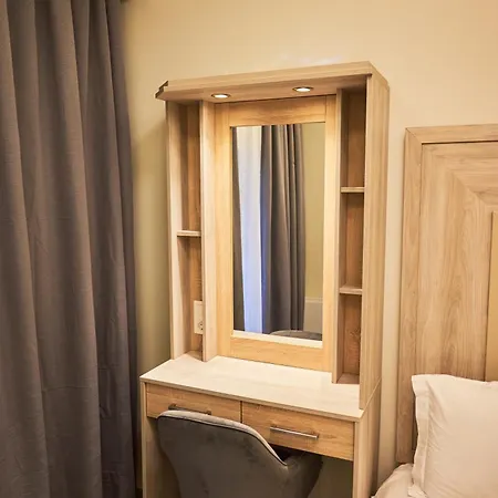 Hotel Famissi Eden 4*